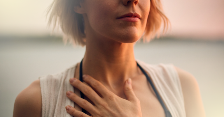 15+ Tips to Naturally Improve Thyroid Function